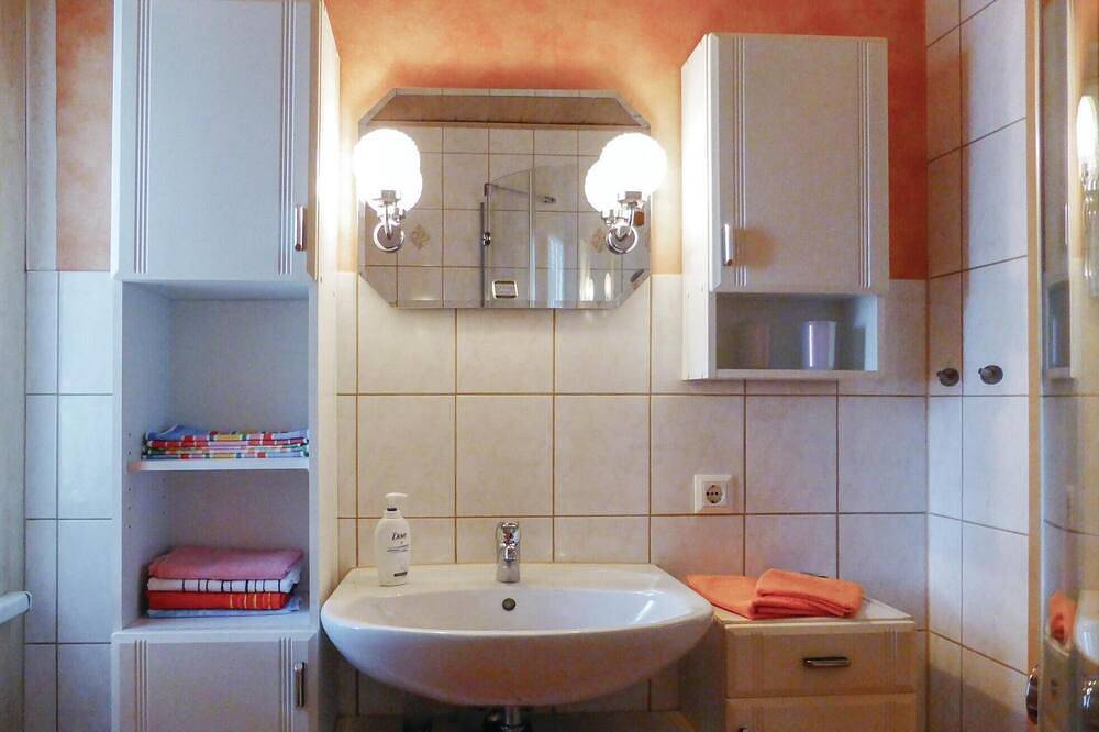 1 bedroom cozy home in Trieb in Falkenstein, Chemnitz (region)