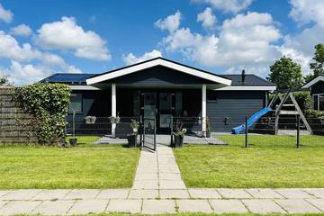 Chalet für 4 Personen, mit Garten in Dirkshorn