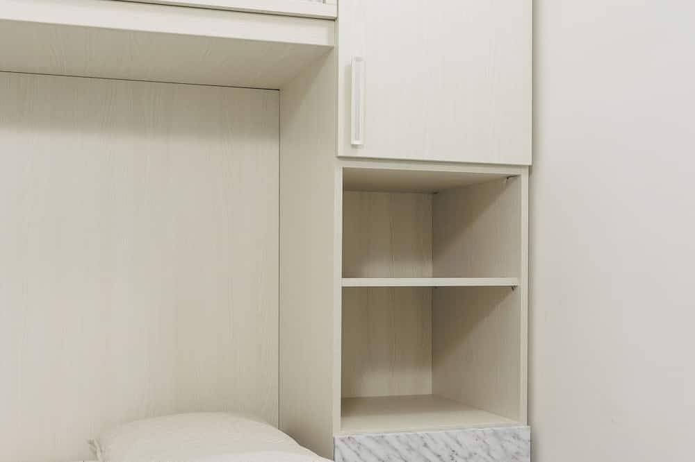 Cozy flat, metro M4, 10min to Centre, 3 to Linate in Mailand, Mailand Provinz