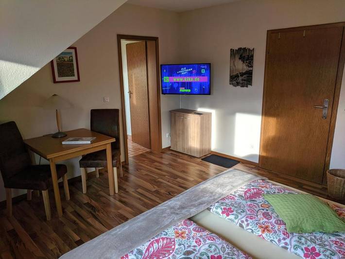 Ferienhaus für 2 Personen, mit Terrasse und Garten sowie Pool und Sauna in Poppenhausen - 4