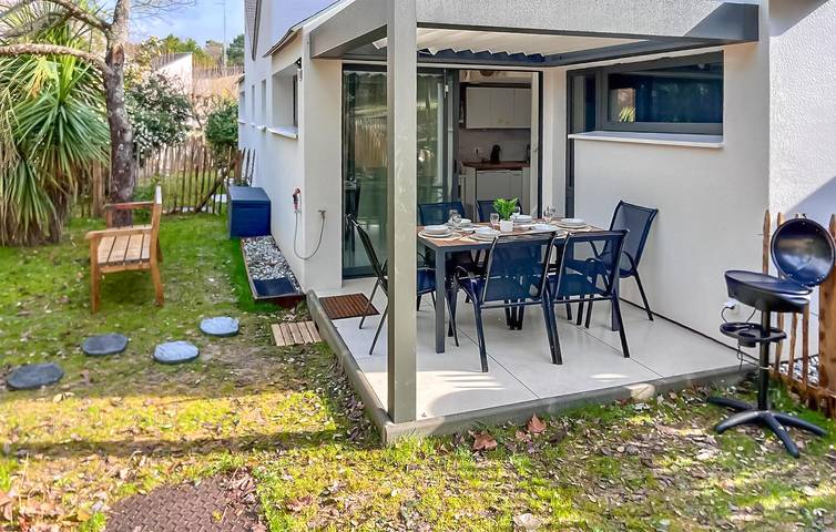 Location de vacances pour 6 personnes, avec terrasse et jardin, animaux acceptés dans Plage Suzac - 2