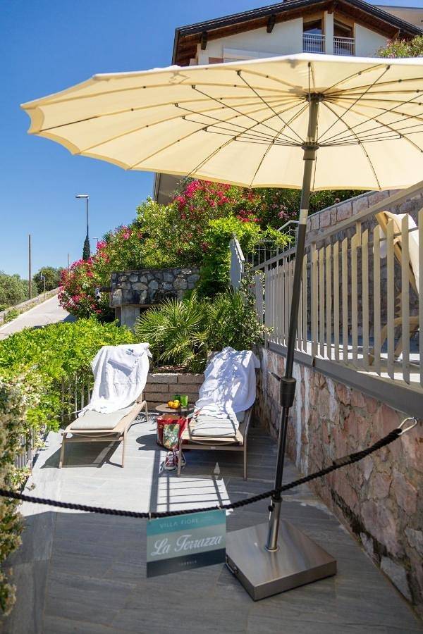 Ferienhaus für 6 Personen, mit Seeblick und Garten sowie Pool und Ausblick in Torbole - 2