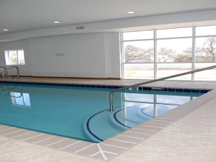 Apartamento entero, Amplia suite con 2 camas matrimoniales y cocina Nsmk in Cedar Park, Texas