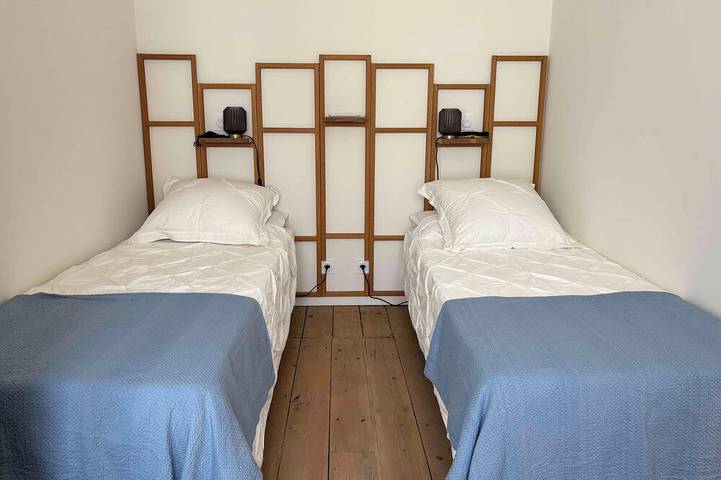 Beautiful village house 15 minutes from Avignon and Pont du Gard in Aramon, Nimes und Umgebung
