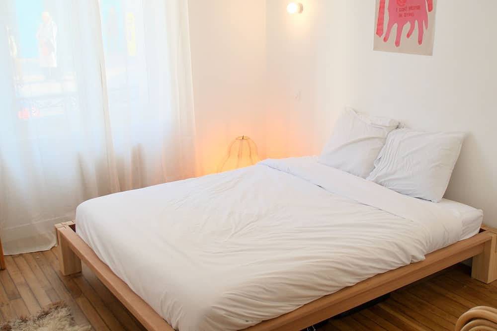 Apartamento entero, Elegant T2 with garden - 10 min from La Défense, 30 min from Paris in Suresnes, Altos del Sena