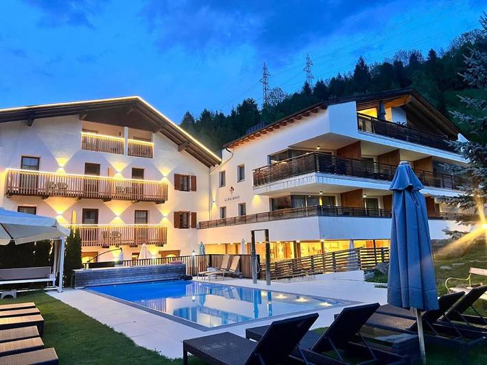 Hotel für 2 Personen, mit Sauna und Pool sowie Ausblick und Garten in Sterzing