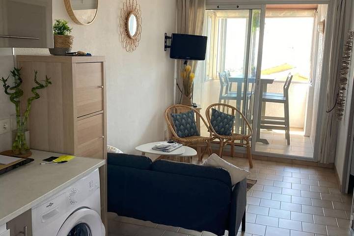 Appartement entier, Appartement T2, face à la mer in Frontignan, Côte méditerranéenne (France)