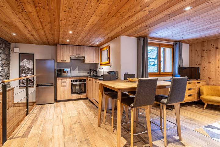 Apartamento entero, Dúplex 'les Trois Coeurs Méribel' in Les Allues, Massif de la Vanoise