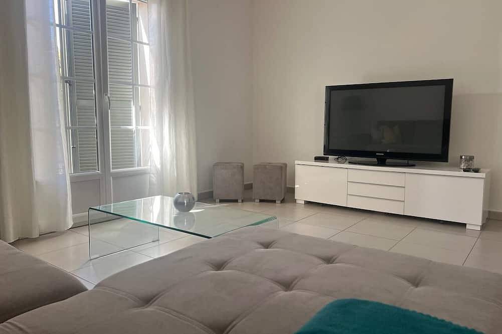 Appartamento in casa con piscina privata e giardino privato a 5 minuti dal mare in Oletta, Calvi e dintorni