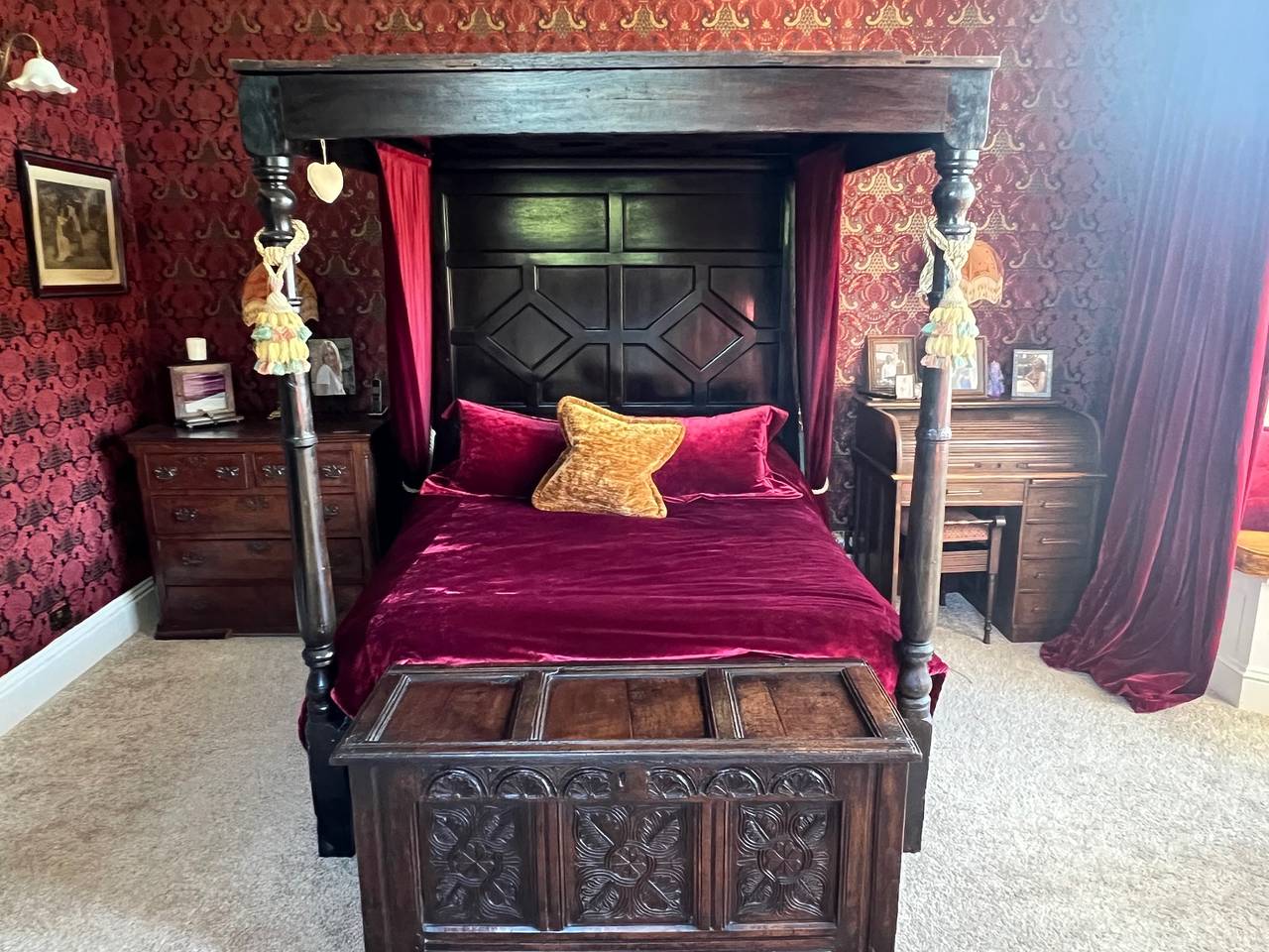 Entire vacation apartment, Kendal - Summerlands Hall Gothic Apartment in Lake District