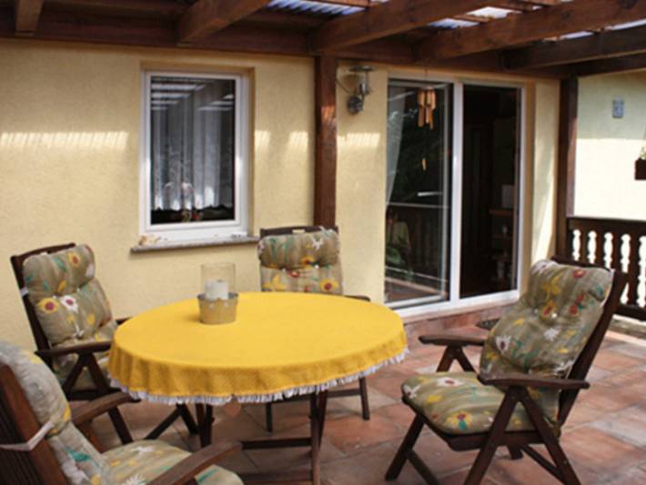 Ferienwohnung für 3 Personen, mit Terrasse und Garten in Peenehagen - 2