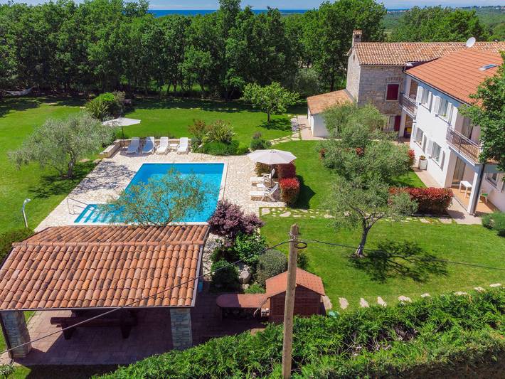 Ferienwohnung für 4 Personen, mit Terrasse und Garten in Nova Vas - 3