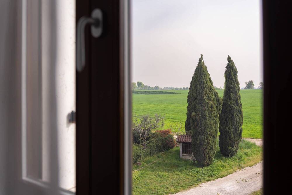 Ganze Wohnung, 2 Bedroom Apartment in Lombardy in Monzambano, Gardasee