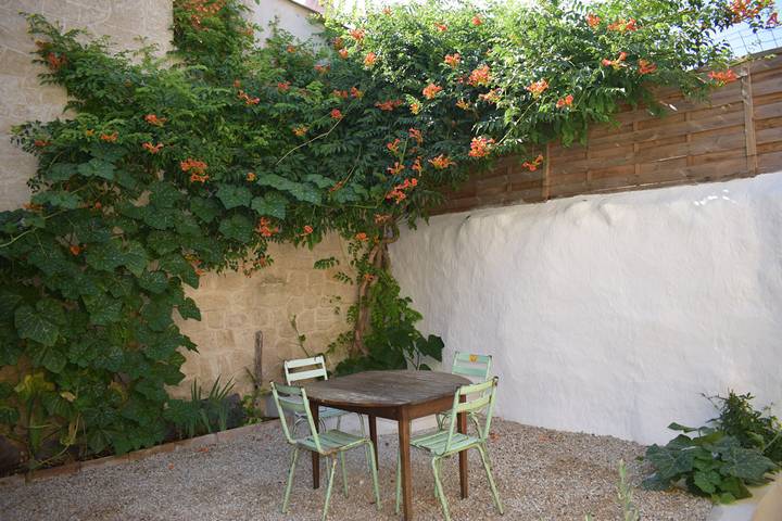 Gîte pour 4 personnes, avec terrasse et jardin dans le Languedoc-Roussillon - 3