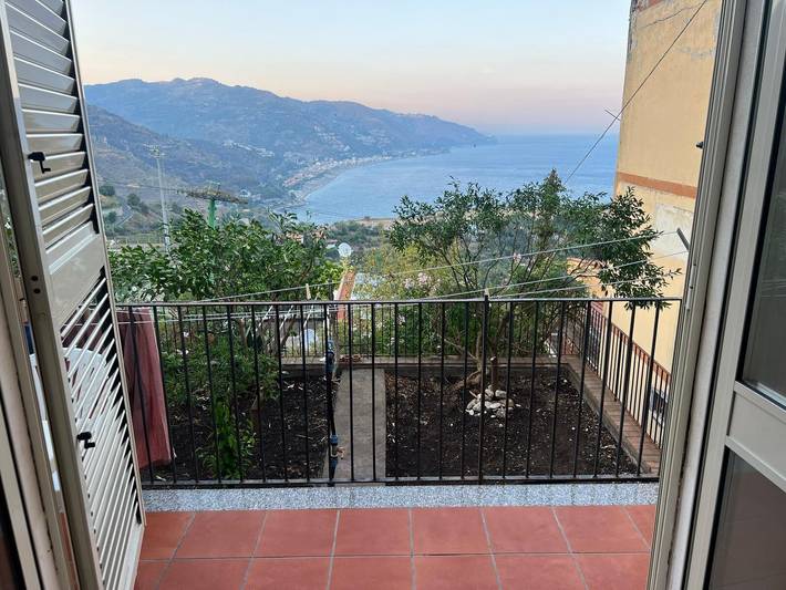 Apartamento para 2 personas, con balcón en Mazzarò