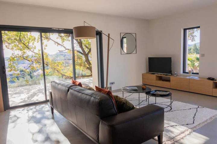 Villa pour 6 personnes, avec jardin ainsi que piscine et vue à Alès - 4