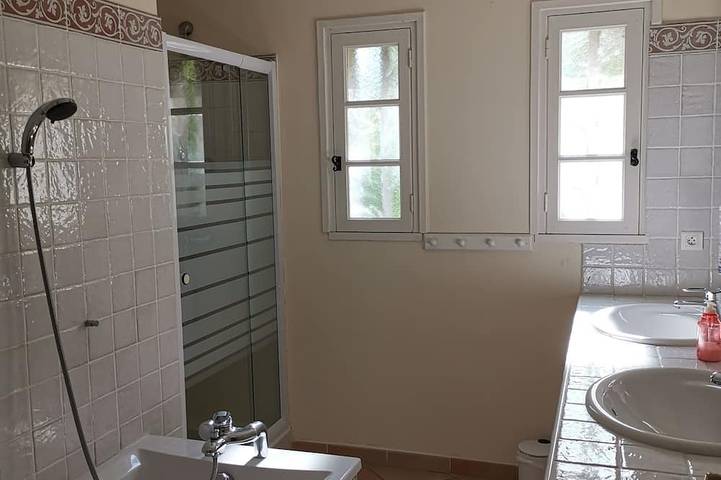 Location de vacances pour 4 personnes, avec jardin et balcon à Grambois - 4