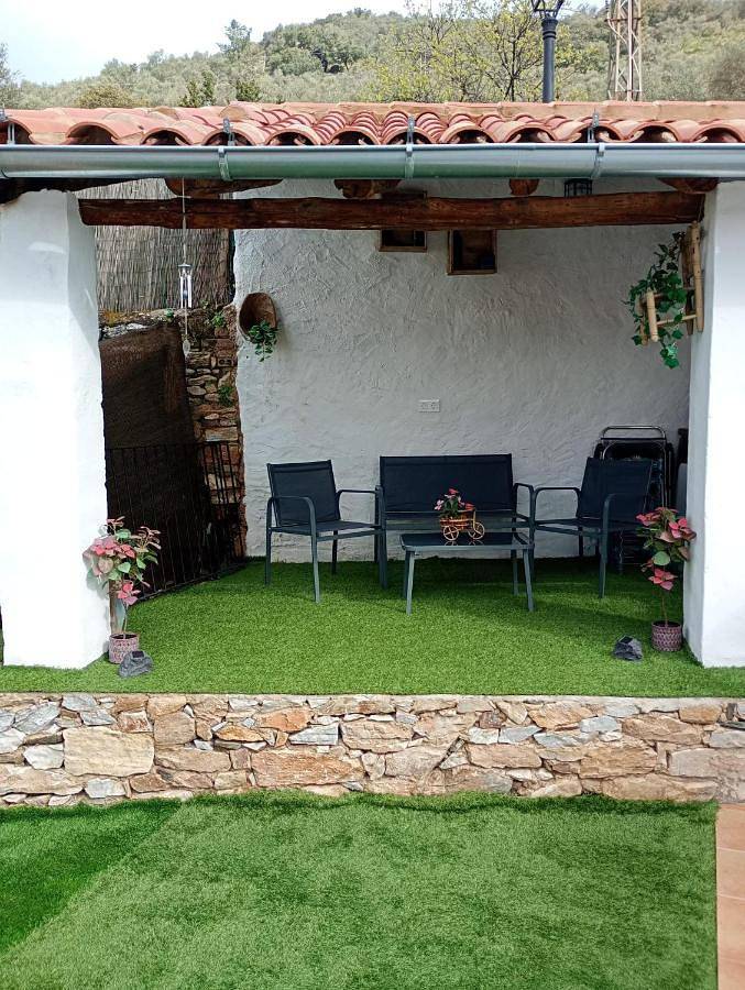 Casa de vacaciones para 6 personas, con piscina y vistas además de jardín y terraza - 1