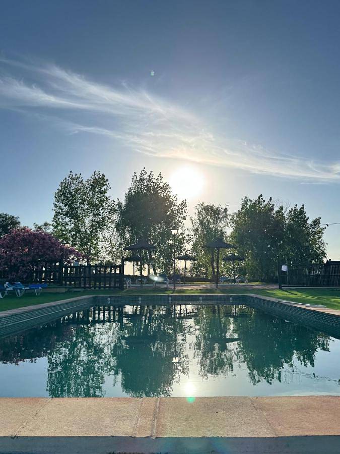 Chalet para 6 personas, con Terraza y Jardín además de Piscina para niños y Piscina en Sierra Norte de Sevilla - 2