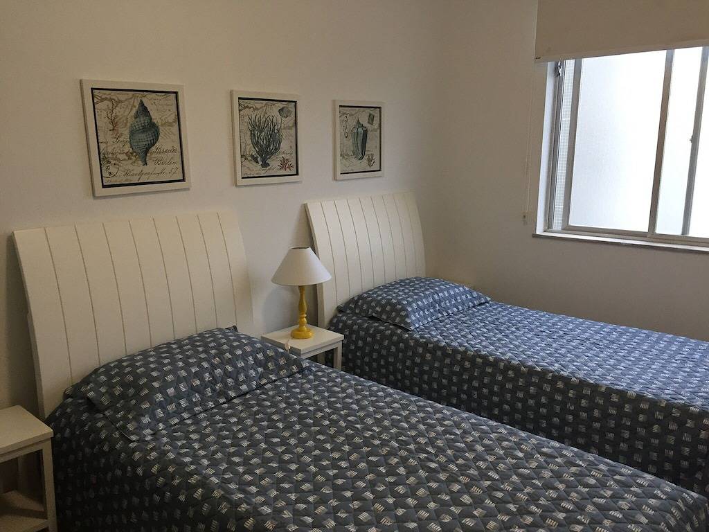 Ganze Wohnung, Mieten Sie schöne 2-Zimmer-Wohnung in einem Fort Beach Gericht. in Praia do Forte Cabo Frio, Rio de Janeiro (Bundesstaat)