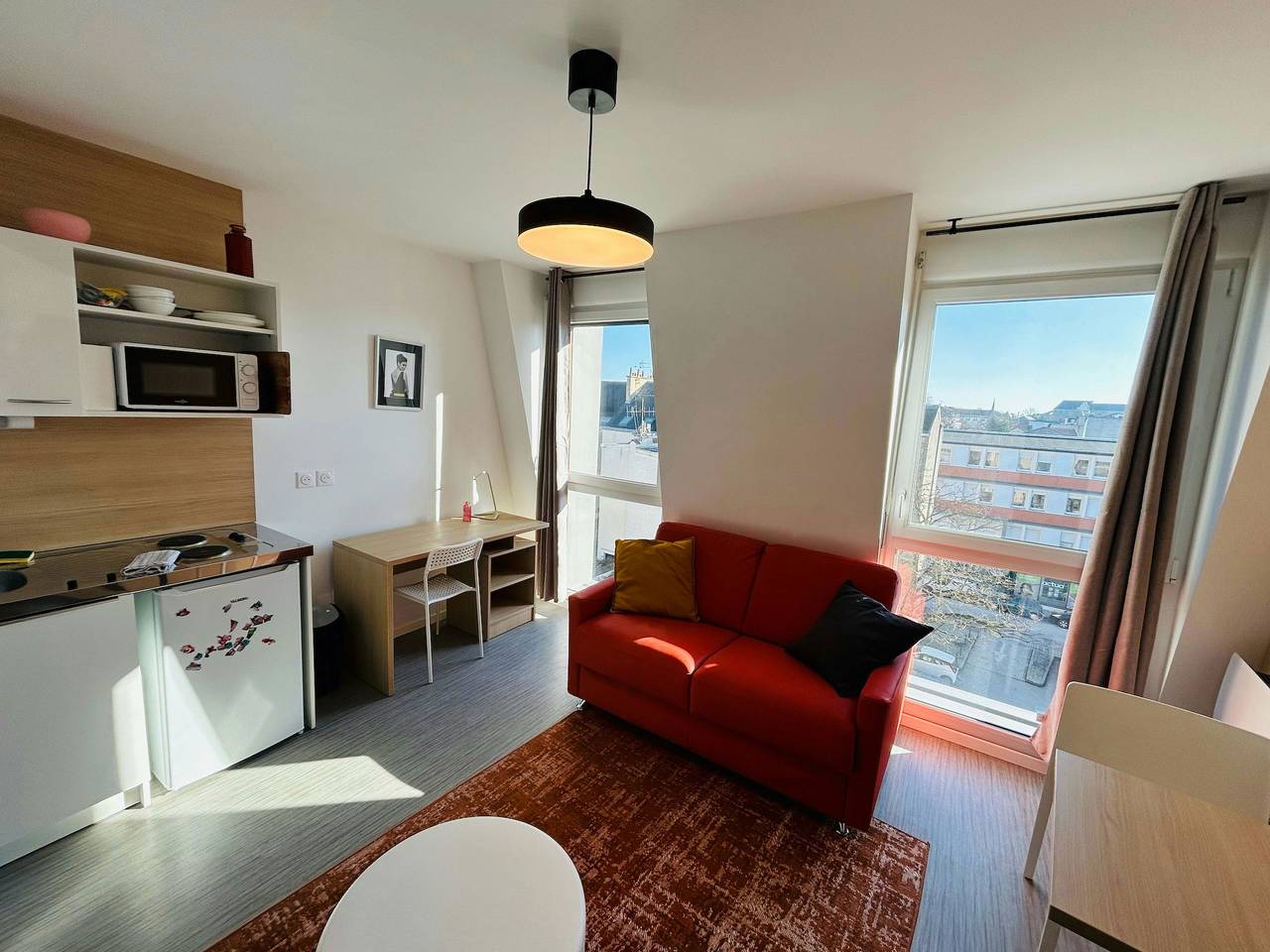 Geheel appartement, We Live In R in Reims, Marne