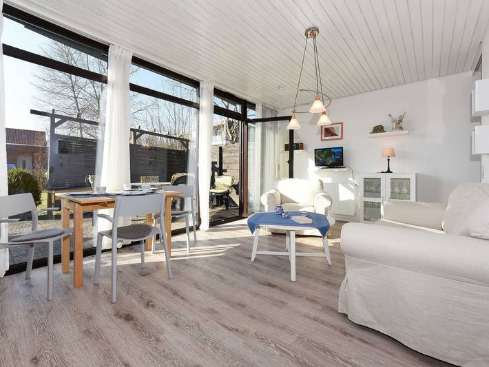 Bungalow für 4 Personen, mit Terrasse und Garten in Bensersiel - 3