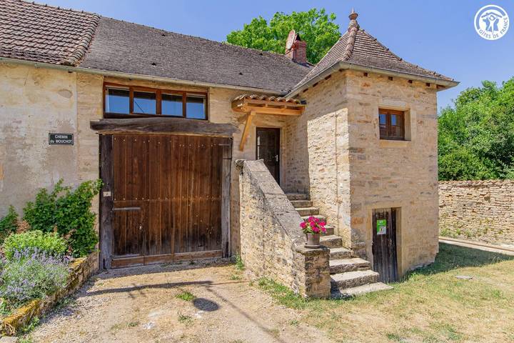 Gîte pour 4 personnes, avec Terrasse et Jardin