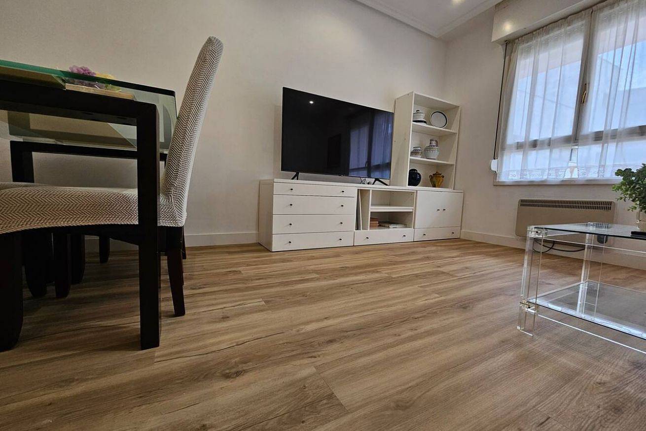 Ganze Wohnung, 25A05 Modern and Central Apartment in Luanco, Gozón