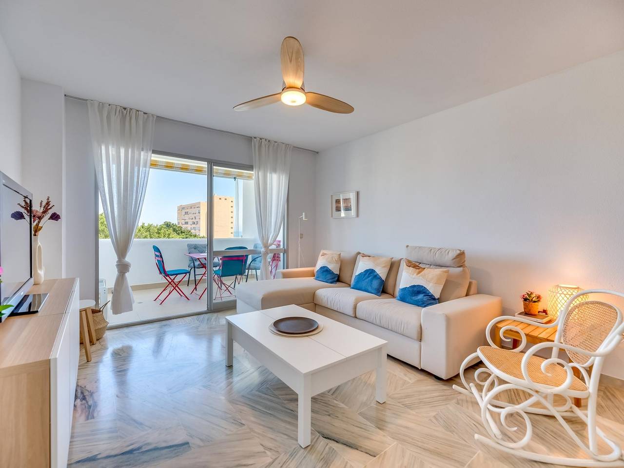 Apartamento vacacional entero, Vb Myramar 2Hab Vistas relajadas in Benalmádena Costa, Benalmádena
