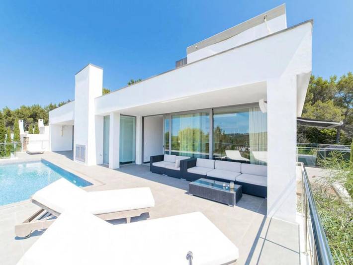 Location de vacances pour 10 personnes, avec piscine ainsi que jacuzzi et terrasse à Roca Llisa