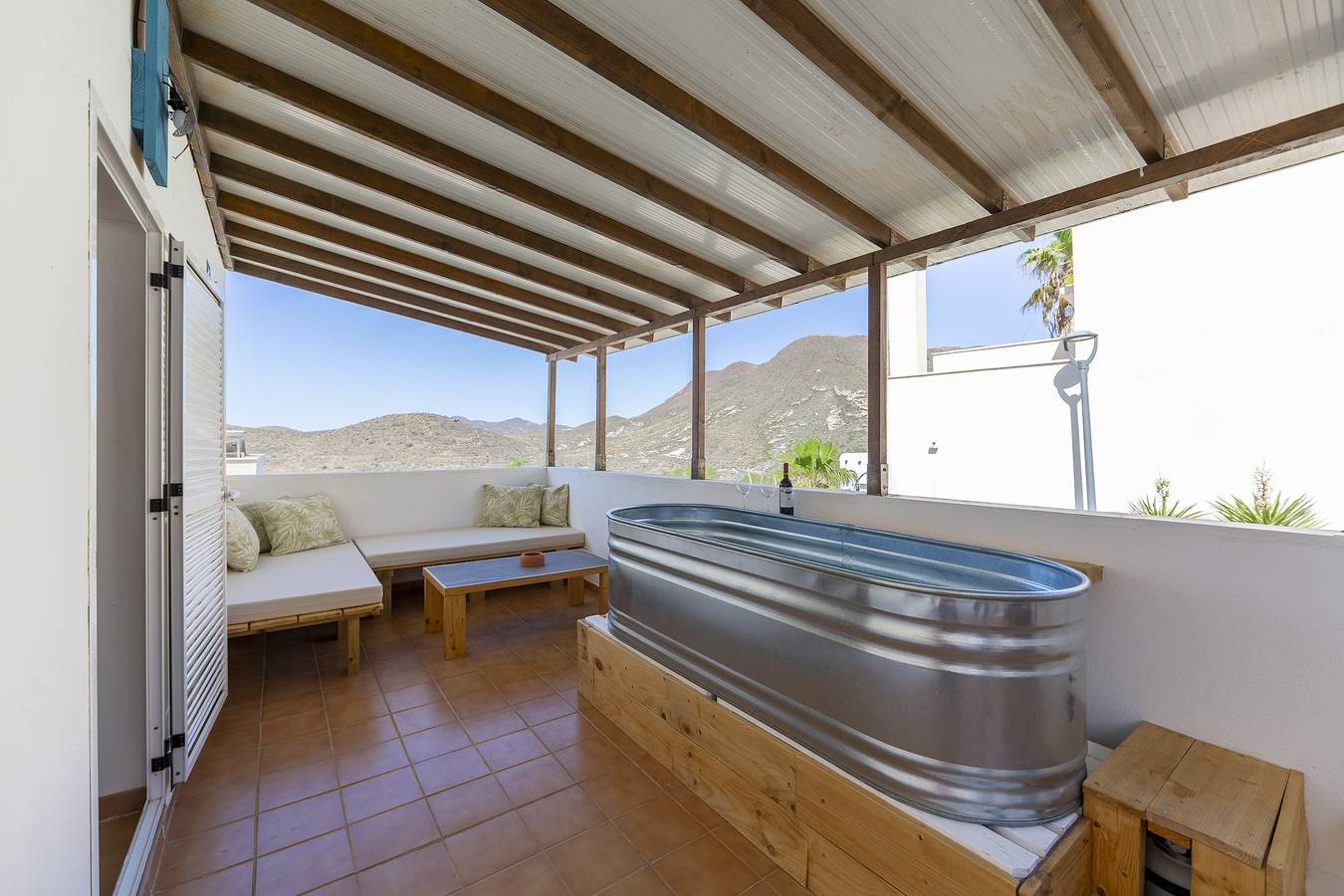 Casa de vacaciones 'Rous' con vistas al mar, piscina privada y Wi-Fi in Presillas Bajas, Níjar