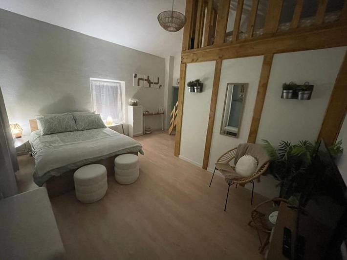 Chambre d’hôte pour 4 personnes, avec terrasse ainsi que jardin et jacuzzi dans la Drôme - 2