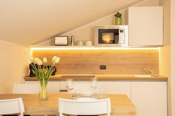Ganze Wohnung, C8 Apartments: Verde Smeraldo 04 in Asti, Asti (Gemeinde)