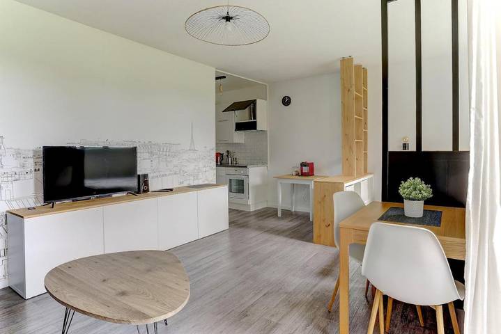 Gîte pour 2 personnes, avec vue et terrasse, animaux acceptés à Plaisir (Yvelines) - 4