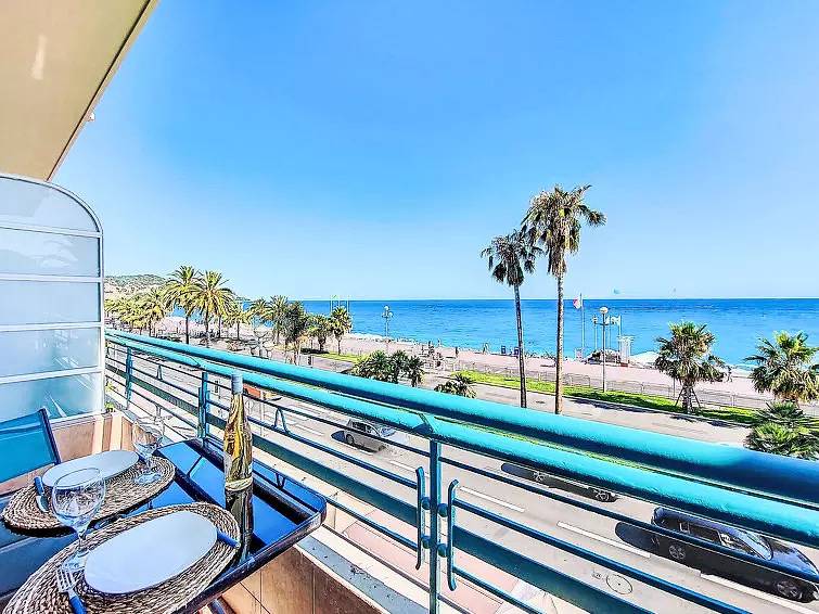 Apartamento entero, Apartamento junto a la playa con parking y WiFi - A 700m de Opera Plage in Niza, Nizza Region