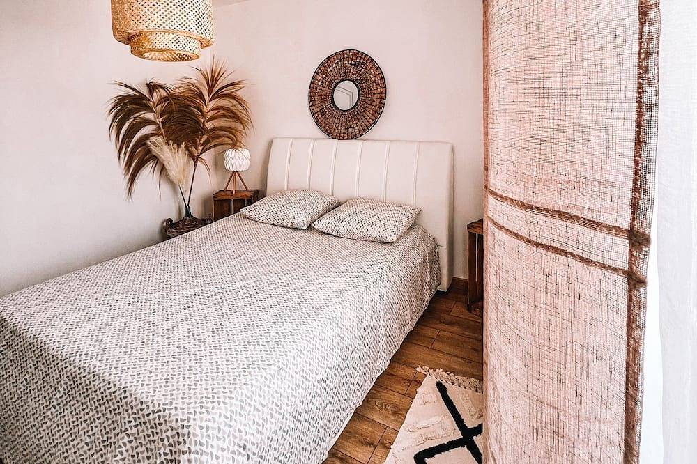 Entire apartment, Quiet apartment in Martigues, Venise Provencale equipped for 4 people in Martigues, Istres region