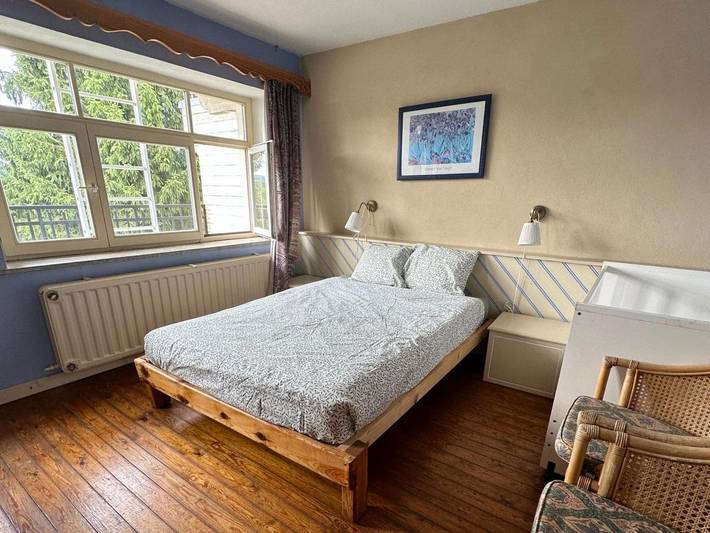 Location de vacances pour 29 personnes, avec jardin ainsi que balcon et sauna, adapté aux familles à La Roche-en-Ardenne - 4