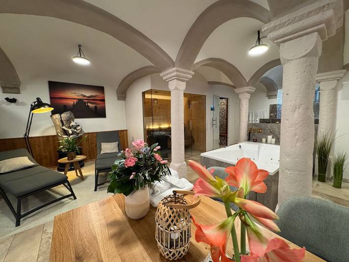 Ganze Wohnung, Privat Spa Premium Suite mit Terrasse 117qm in Muhr am See, Fränkisches Seenland