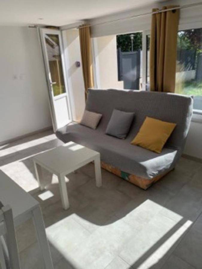 Gîte pour 5 personnes, avec jardin et terrasse à Bohars - 2