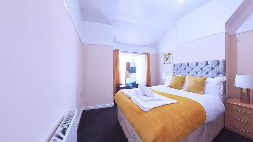 Holiday home for 10 people, with Garden in Newcastle upon Tyne