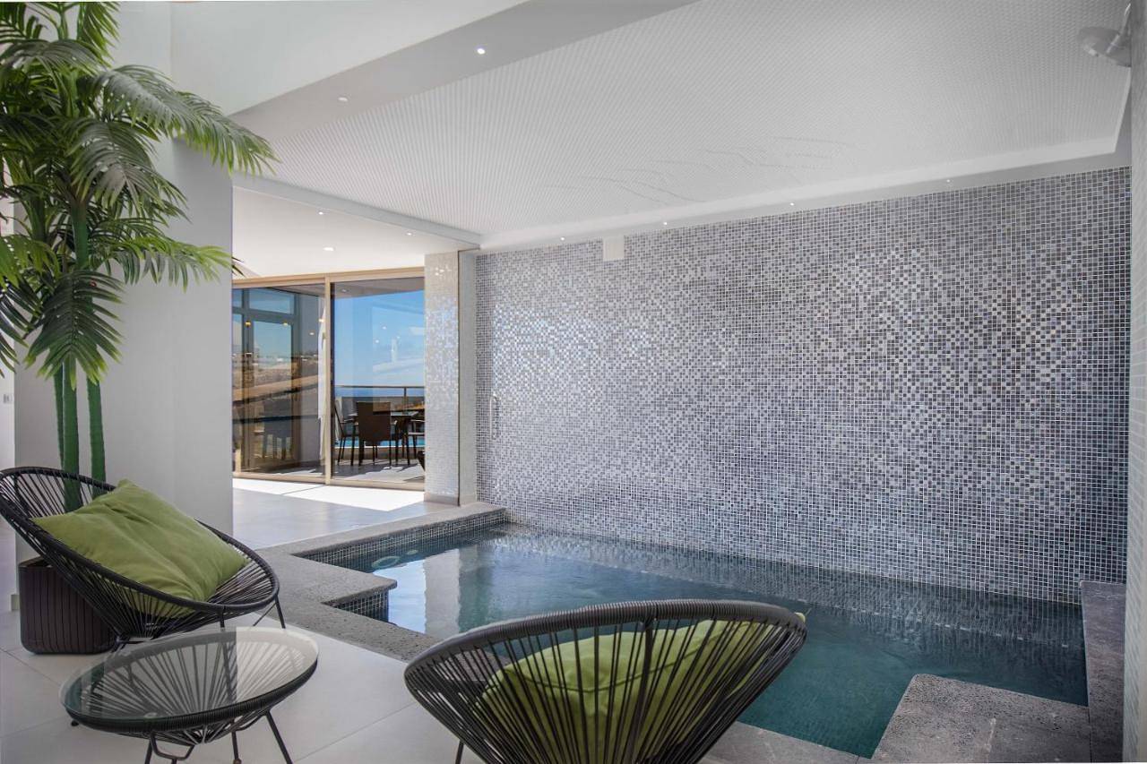 Villa Selene heated Indoor Pool in Playa Esmeralda Norte, Pájara