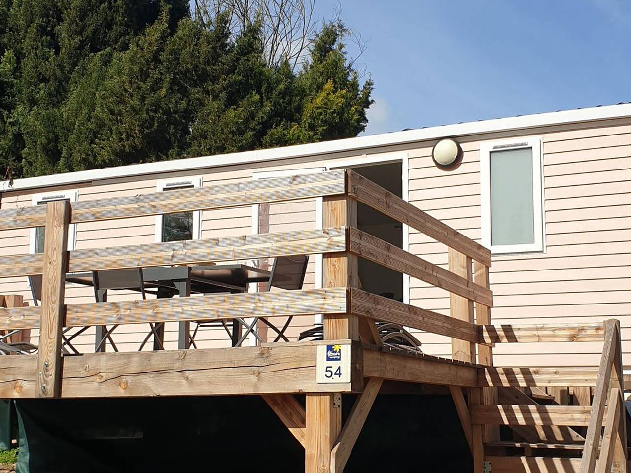 Camping pour 6 Personnes dans Roquebrune-sur-Argens, Région de Draguignan