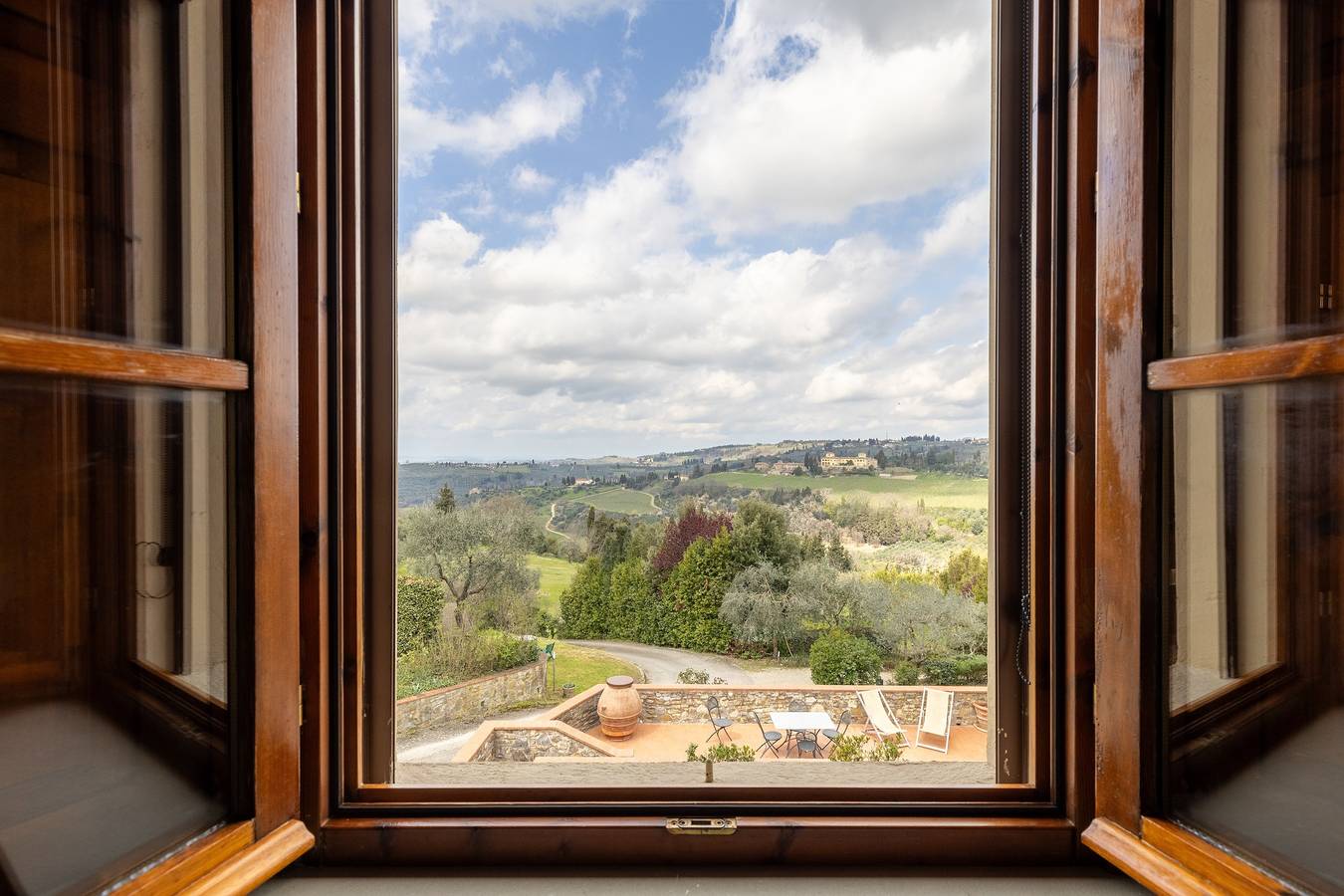 Agriturismo "Podere San Bartolo - Casa Colonica 3" con piscina condivisa, terrazza privata e Wi-Fi in Barberino Val d'Elsa, Barberino Tavarnelle