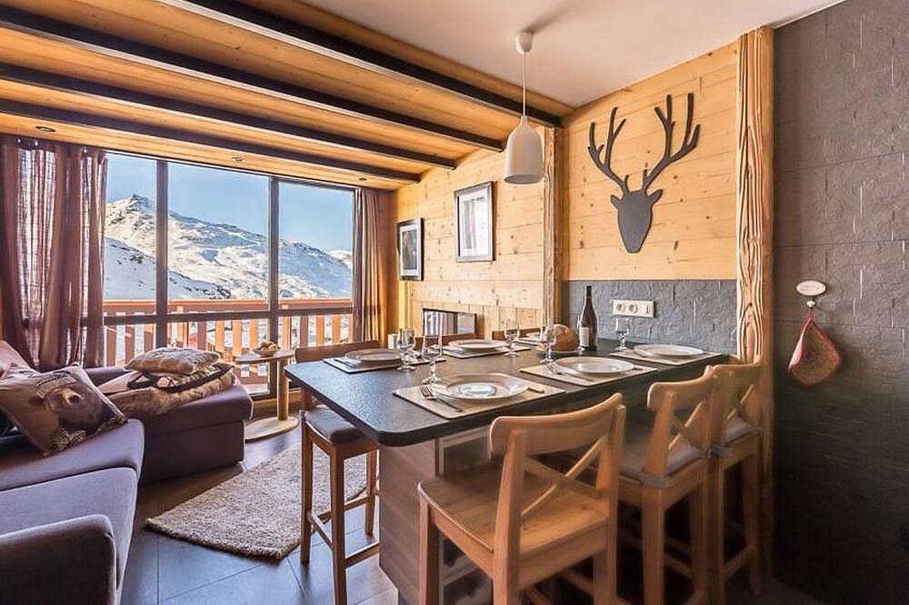 Ganze Wohnung, Cosy, comfortable duplex at the foot of the slopes in Val Thorens, Les Trois Vallées