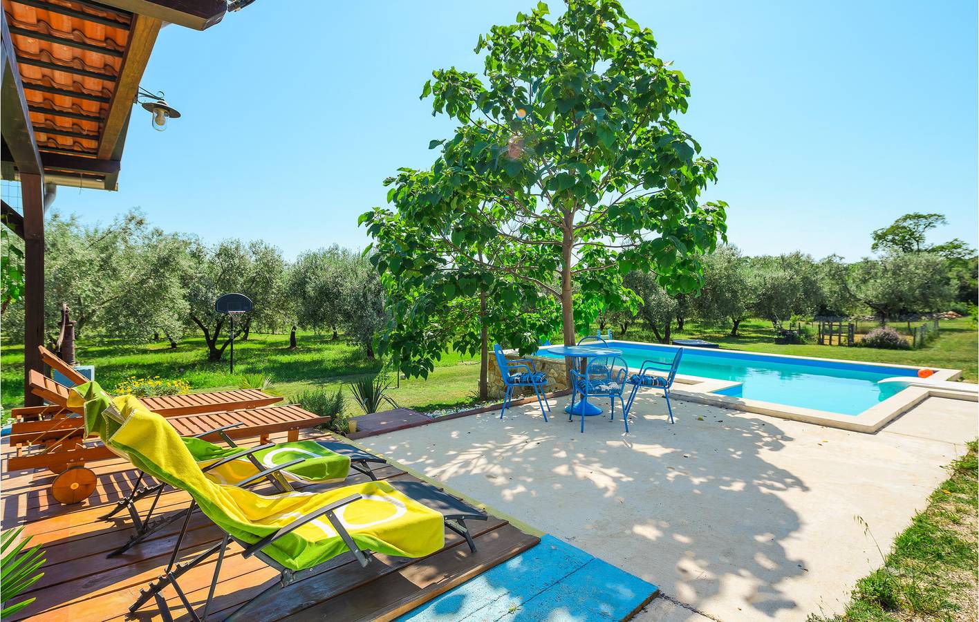 Gemütliche Ferienwohnung mit Pool, Terrasse und 1,5 km Entfernung zum Strand in Rovinj, Rovinj und Umgebung