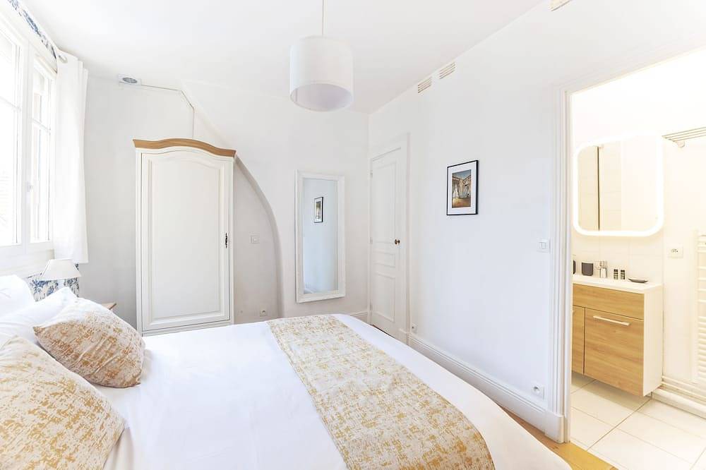 Le Royal - Les Demoiselles à Versailles in Versailles, Yvelines