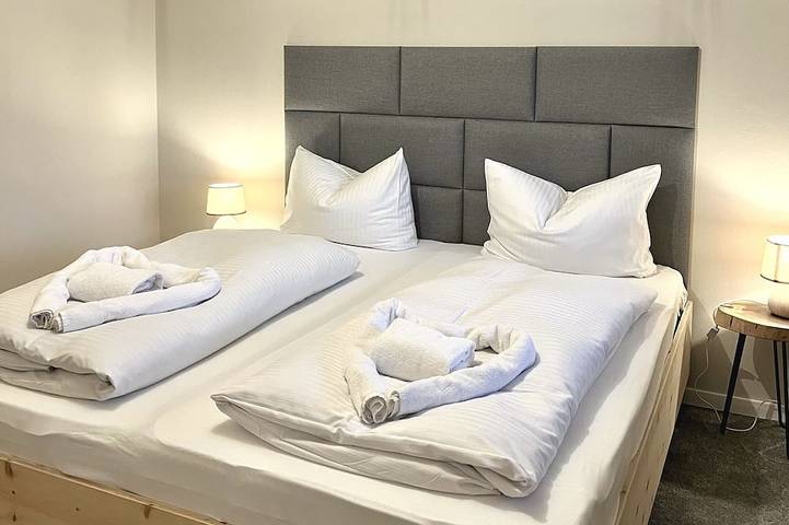 Apartamento entero, In the immediate vicinity of the lake, small, fine apartment newly renovated in Bad Wiessee, Alpes Bávaros