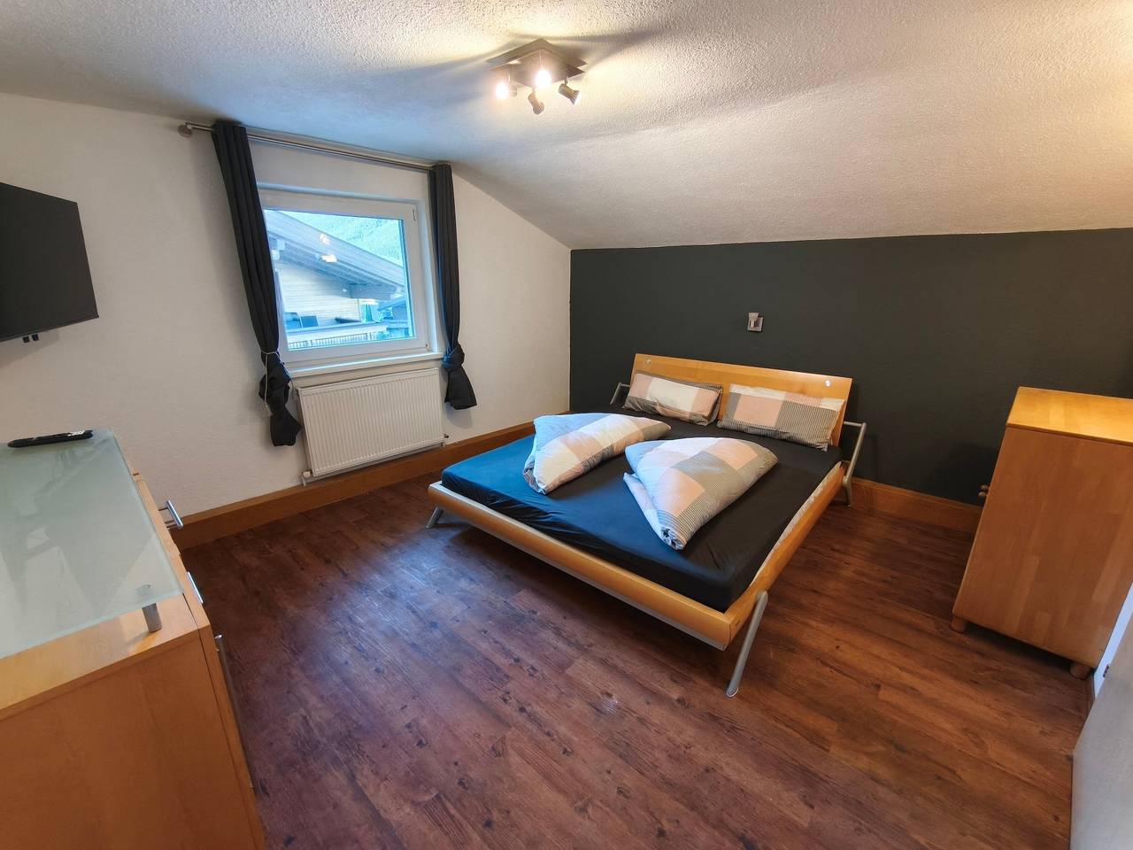 Geheel appartement, Appartement 'Ferienhaus Am Wasserfall Ap2' met bergzicht, privéterras en wifi in Längenfeld, Ötztal
