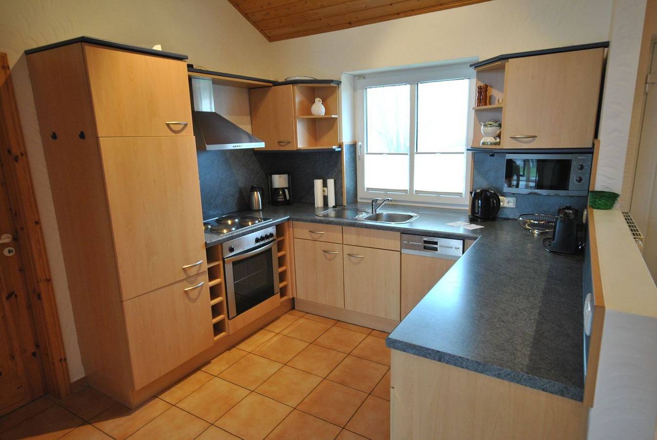 Komfortabel und wohnlich ausgestattetes Ferienhaus im Ferienpark Seeland in Otterndorf, Cuxland