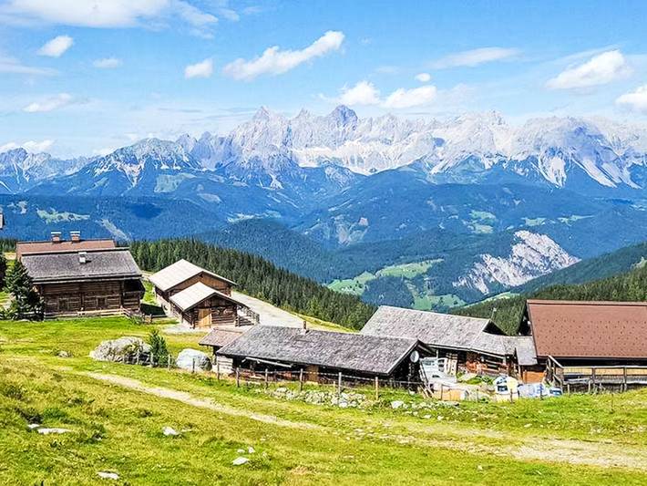Ferienwohnung für 4 Personen, mit Terrasse und Ausblick im Pongau